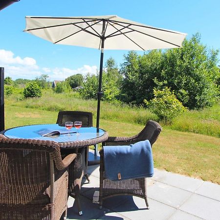 רונה 4 Person Holiday Home In R Nne מראה חיצוני תמונה